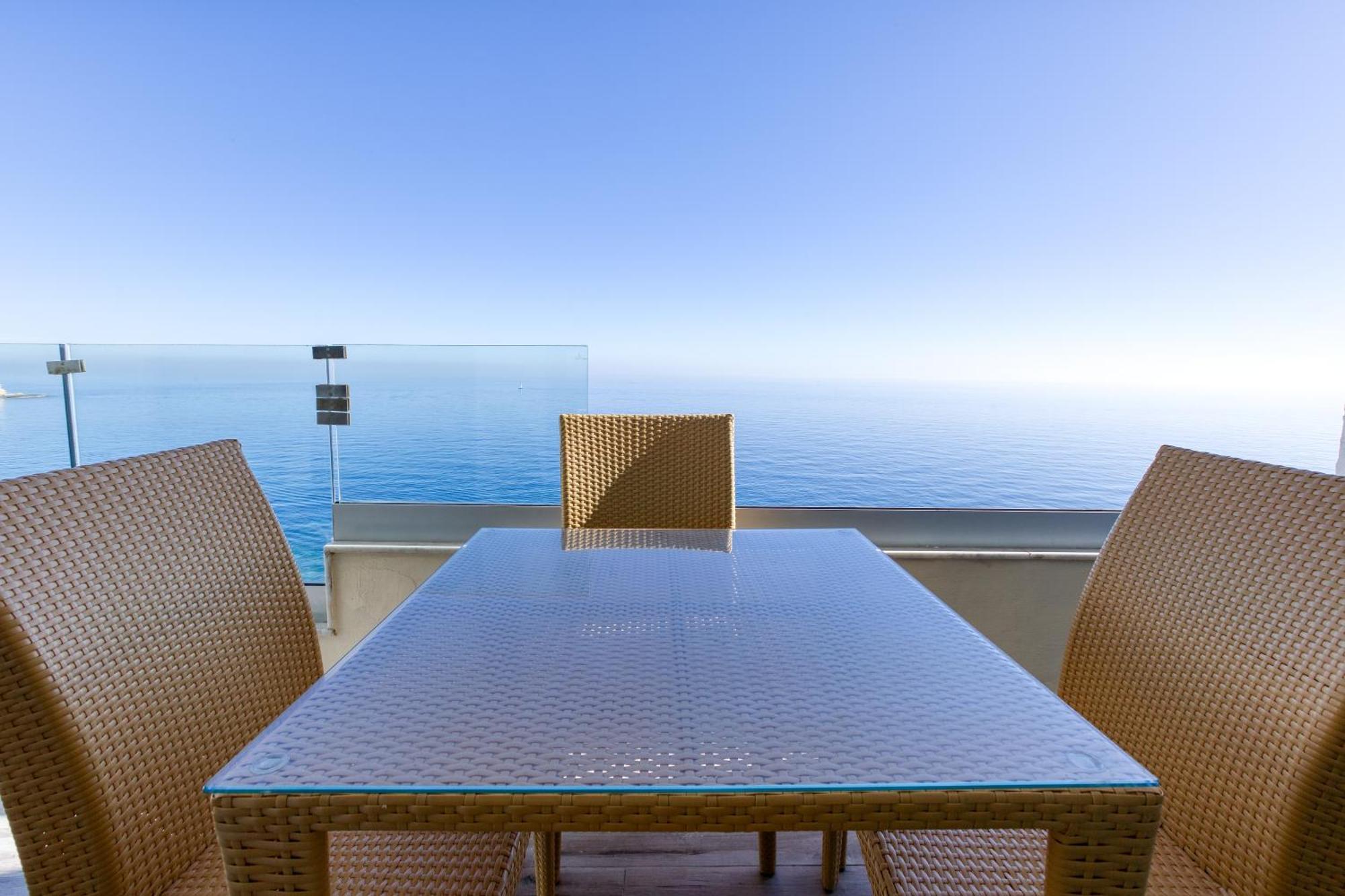 Seafront Sliema Apartment With Balcony & Sea Views By Jl Εξωτερικό φωτογραφία