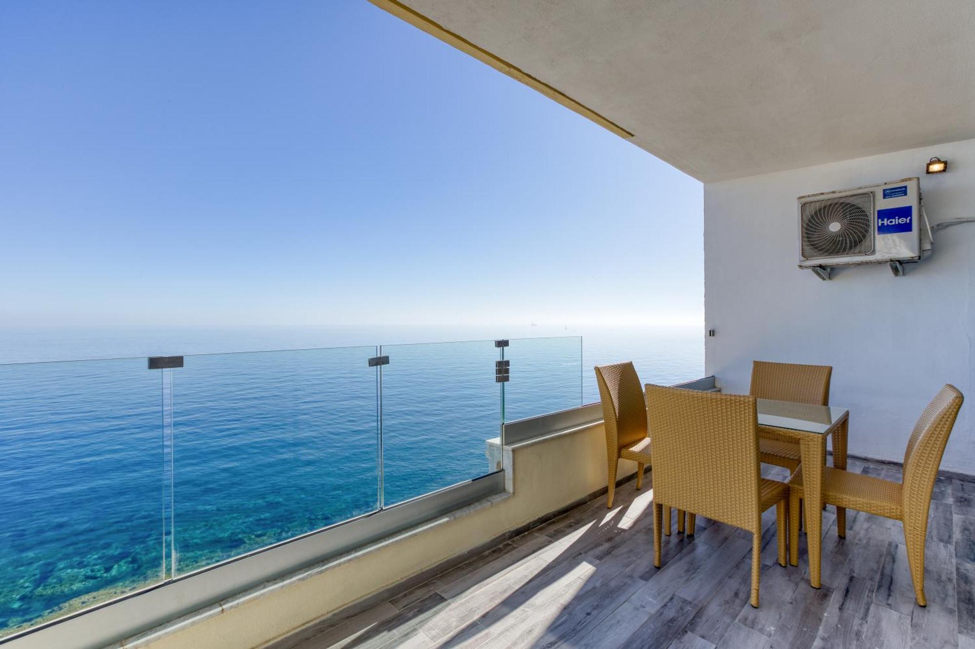 Seafront Sliema Apartment With Balcony & Sea Views By Jl Εξωτερικό φωτογραφία