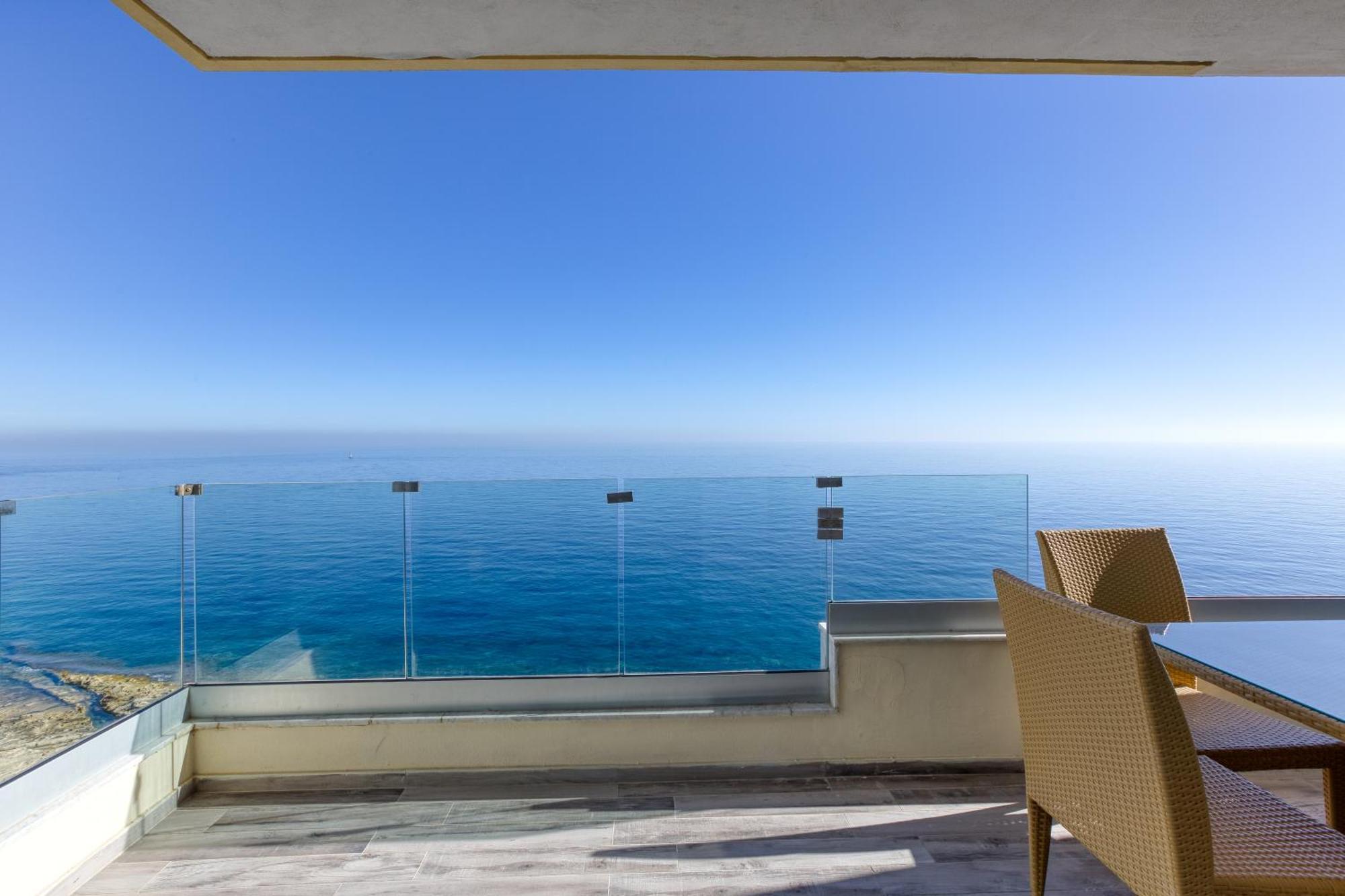 Seafront Sliema Apartment With Balcony & Sea Views By Jl Εξωτερικό φωτογραφία