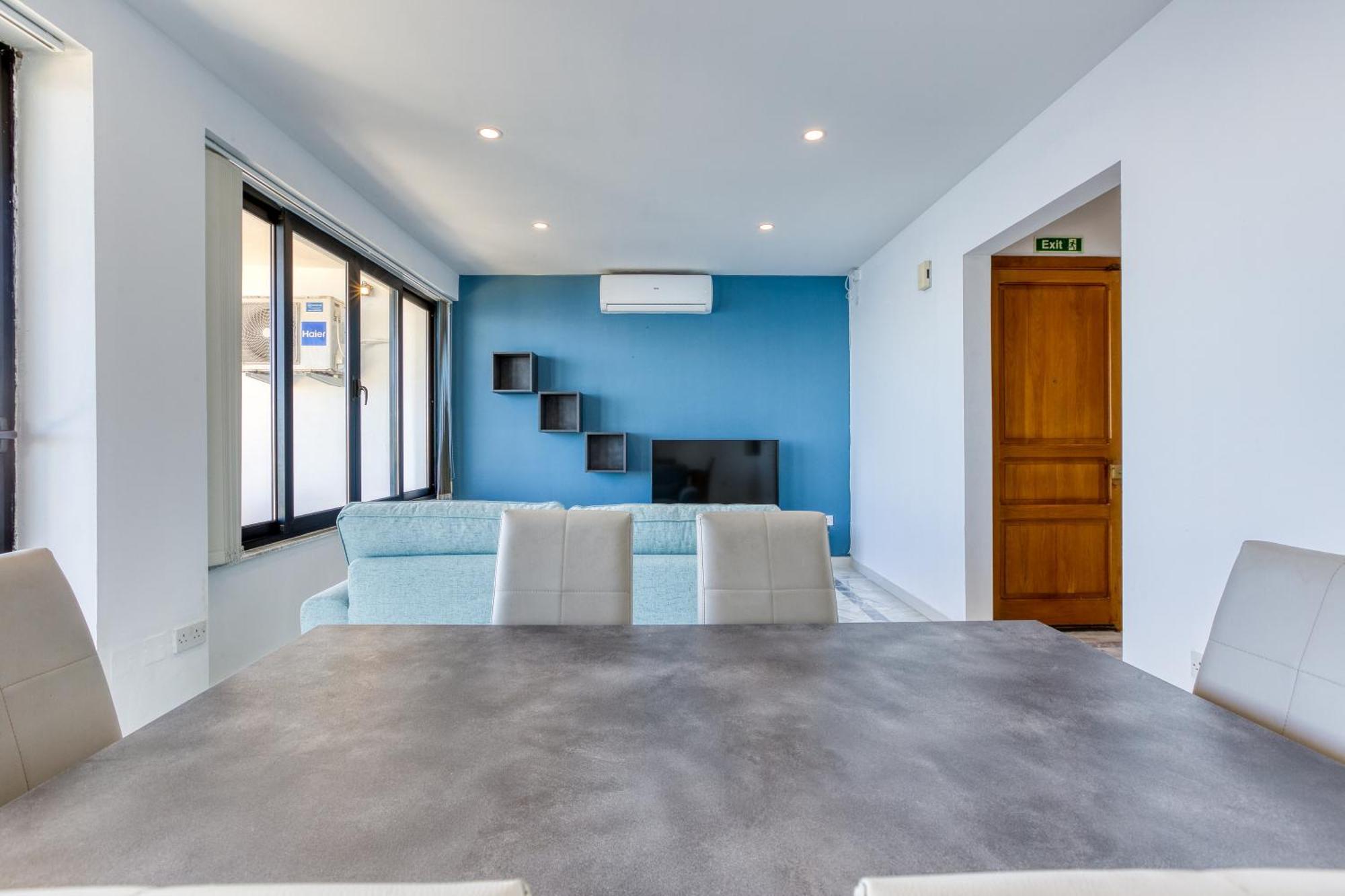 Seafront Sliema Apartment With Balcony & Sea Views By Jl Εξωτερικό φωτογραφία